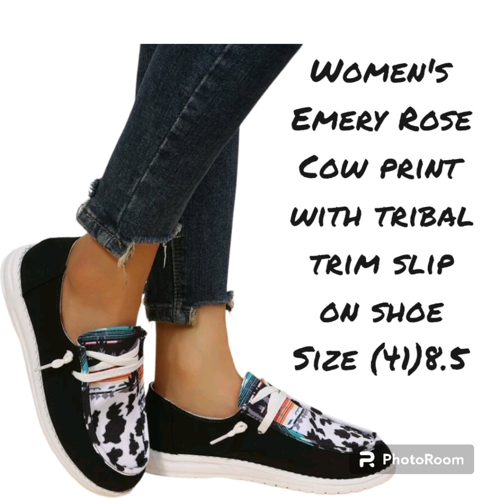 Women's Emery Rose Cow Print with Tribal Trim slip on shoe Size 8.5